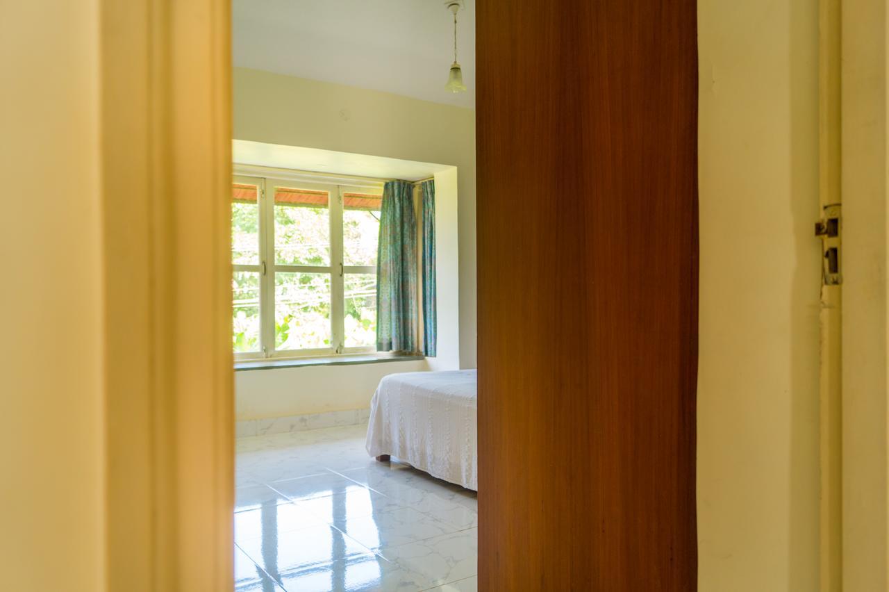 Zuariview Guest House Dona Paula Exteriör bild